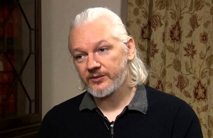 Assange: Ue scenda in campo e chieda sua libertà