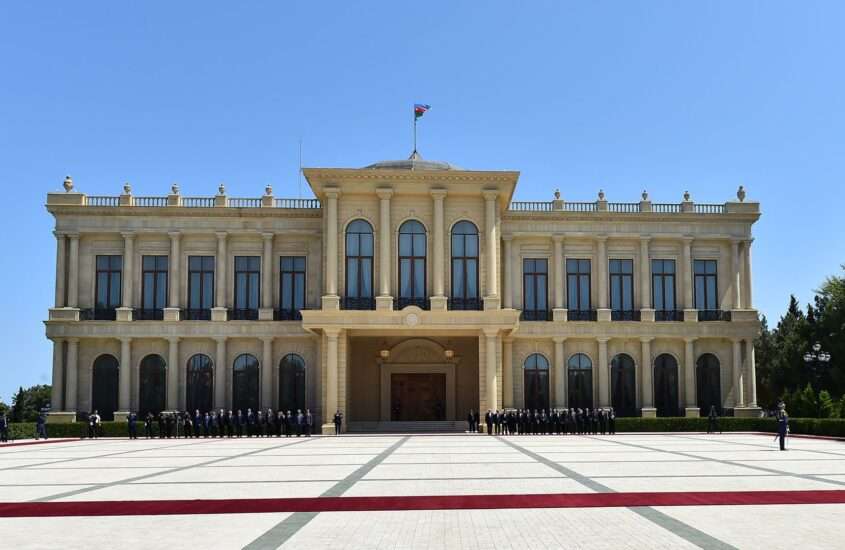 Si faccia chiarezza su missione deputati italiani a Baku
